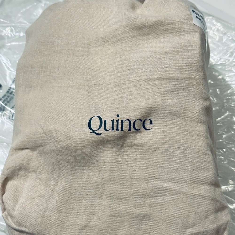 NWT QUINCE 3-Pack Muslin Crib Sheet Dune 2038 - Picture 6 of 9
